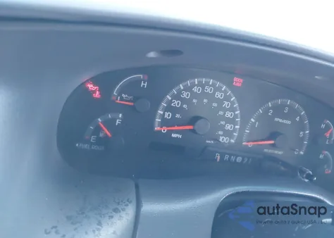 2000 Ford F-150 Lariat/Work Series/Xl/Xlt из США, поврежденный, VIN 1FTRX17L8YNA60437